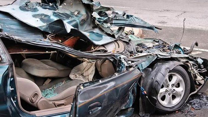 9 Signs Your Car is a Total Loss After an Accident